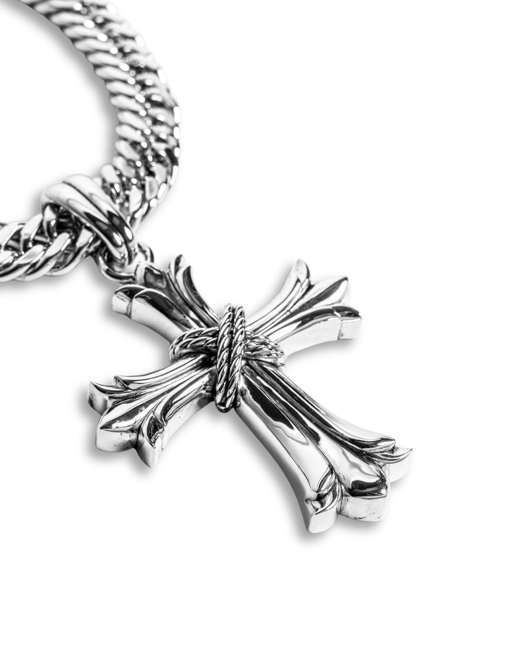 V316 Cuban Cross Choker
